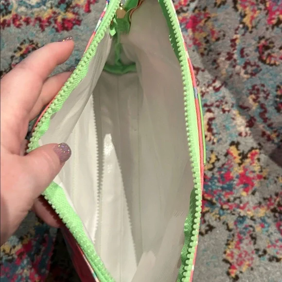 Lilly Pulitzer Bohemian Beach Sun Your Buns Pouch - Picture 5 of 6